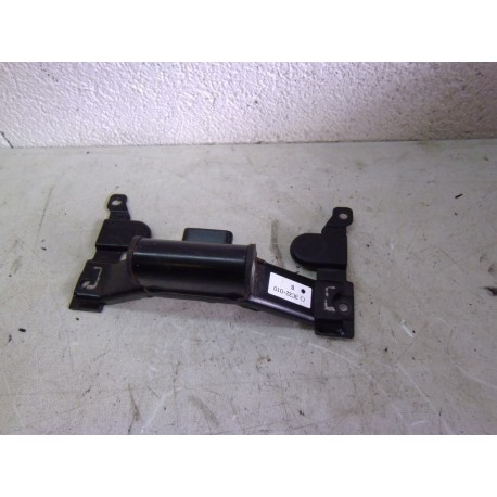 SUPPORT RESERVOIR - YAMAHA FZ1 2007