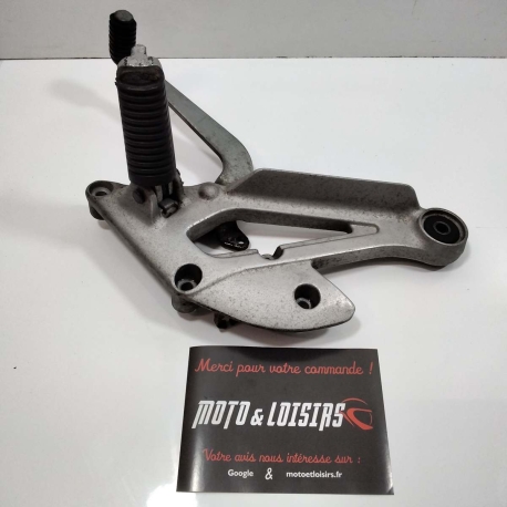 PLATINE REPOSE PIED DROIT - YAMAHA XJ 600