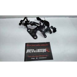 LOT PATTES ET SUPPORTS - HONDA CB 750 HORNET