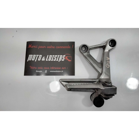 REPOSE PIED ARRIERE DROIT - HONDA CB 750 HORNET