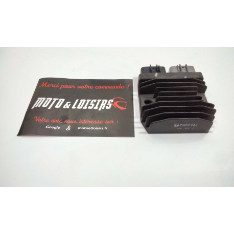 REGULATEUR - HONDA CB 750 HORNET