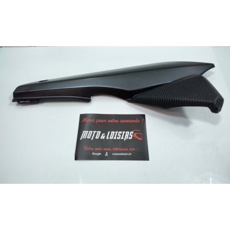 CACHE SOUS SELLE GAUCHE - SUZUKI 650 BANDIT