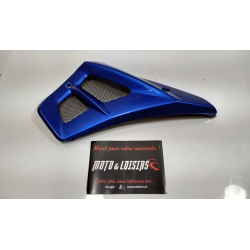 CACHE LATERAL AVANT DROIT - SUZUKI 650 BANDIT