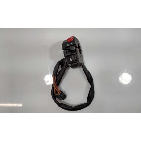 COMMODO DROIT - SUZUKI 650 SVS