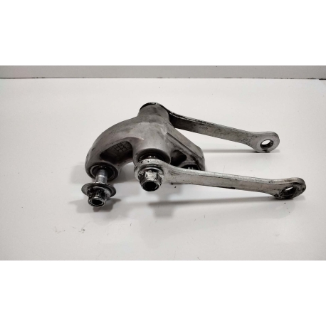 BIELLETTE - SUZUKI 650 SVS