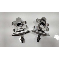 TENDEUR DE CHAINE - SUZUKI 650 SVS