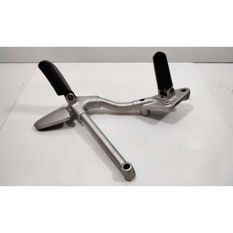 PLATINE REPOSE PIED GAUCHE - MOTO GUZZI STELVIO 1200 V4