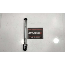AXE DE ROUE ARRIERE - KAWASAKI GPZ 500