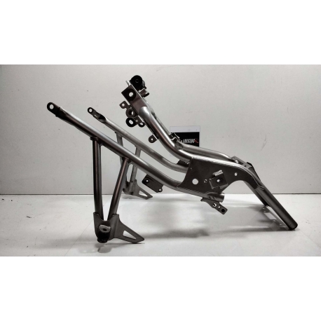 BOUCLE ARRIERE - YAMAHA FZ6