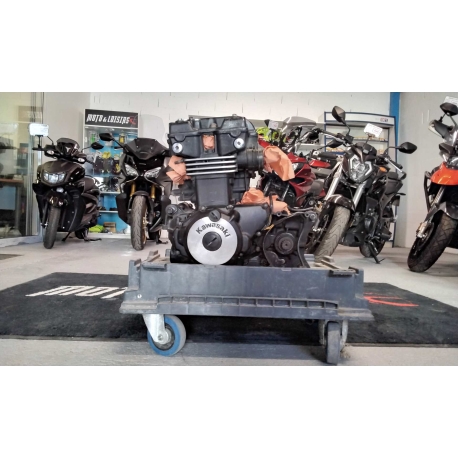 MOTEUR !! CARTER TROUE !! - KAWASAKI GPZ 500