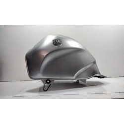 RESERVOIR CARBU  (PRESENSE DE ROUILLE, RESERVOIR A TRAITER) - HONDA 125 VARADERO