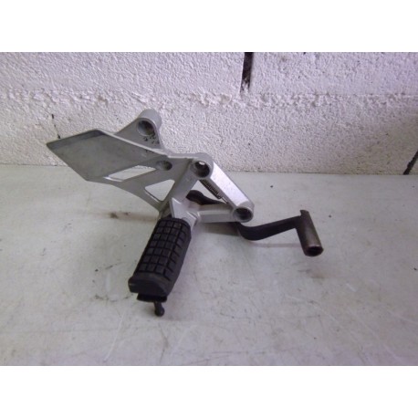 PLATINE DROITE - DAELIM ROADWIN 125