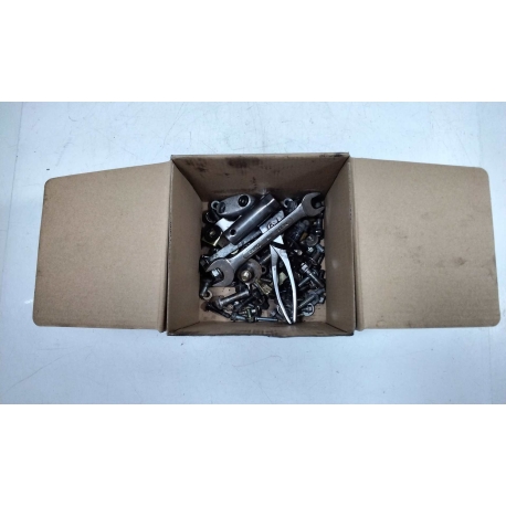 KIT VISSERIE ET OUTILS - DAELIM VS 125