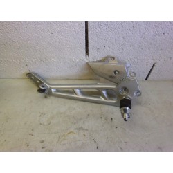 PLATINE DROITE - SUZUKI GSR 600