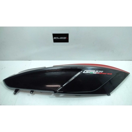 CARENAGE DROIT - GILERA GP 800