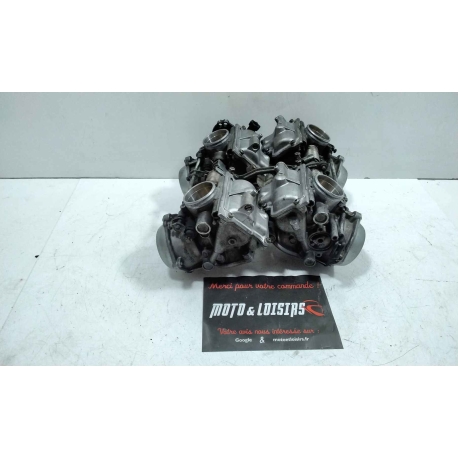 RAMPE DE CARBURATEURS - HONDA VFR 750 RC24