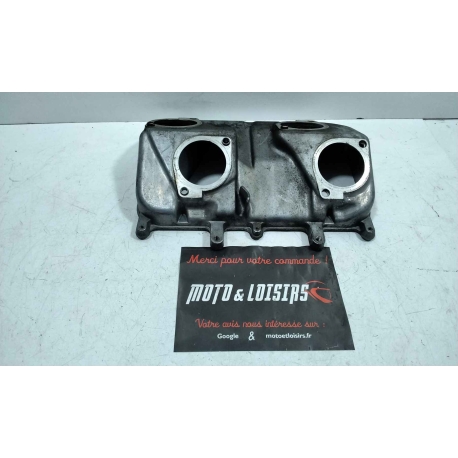 CACHE - HONDA VFR 750 RC24