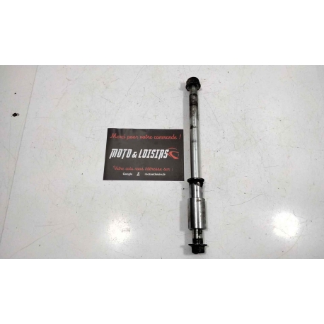 AXE DE ROUE ARRIERE - KYMCO HIPSTER