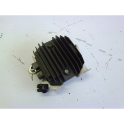 REGULATEUR - YAMAHA 600 FZ6 S2