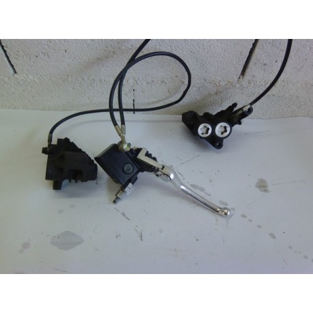 ETRIER DE FREIN AVANT - YAMAHA 600 FZ6 S2