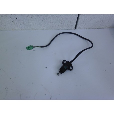 CAPTEUR DE BEQUILLE - SUZUKI GSR 750