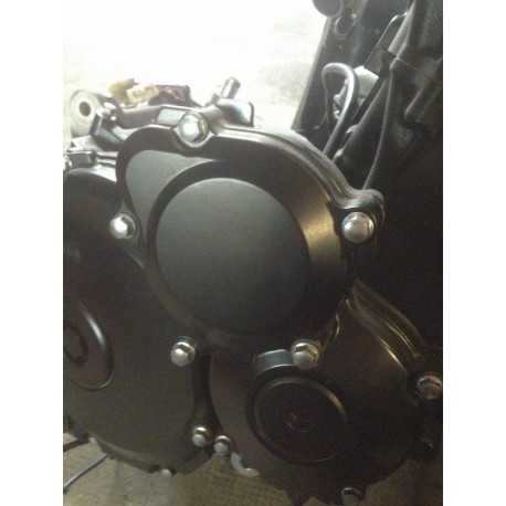 CARTER ROUE LIBRE DEMARREUR - SUZUKI GSR 600