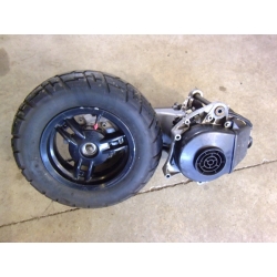 MOTEUR COMPLET - PEUGEOT LUDIX 10 POUCE