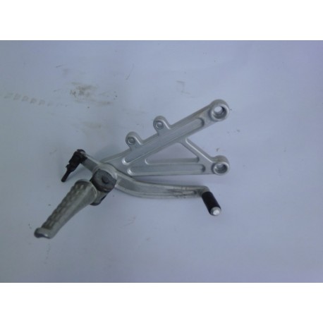 PLATINE DROITE COMPLETE - APRILIA RS 50 04/2010