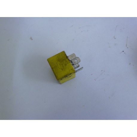 RELAIS DEMARREUR - PEUGEOT SPEEDFIGHT 50