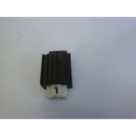 REGULATEUR - DAELIM S4