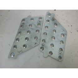 CACHE MARCHE PIED KEEWAY FOCUS 50 2007