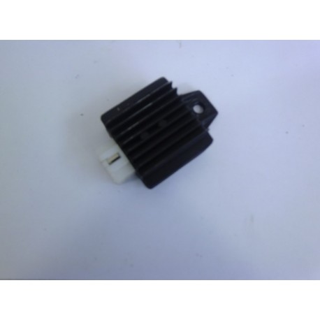 REGULATEUR - KEEWAY RY6