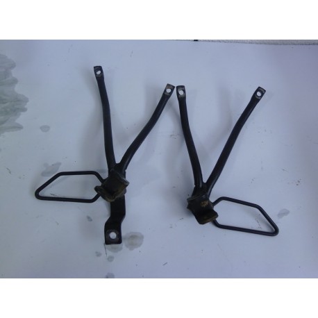 PLATINE REPOSE PIED PASSAGER - RIEJU MATRIX RS2