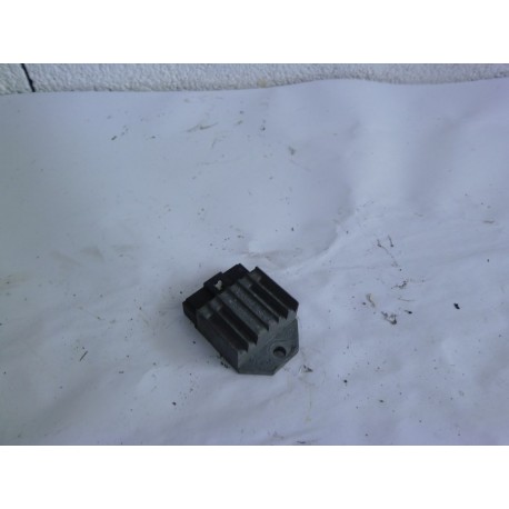 REGULATEUR - APRILIA SR 50