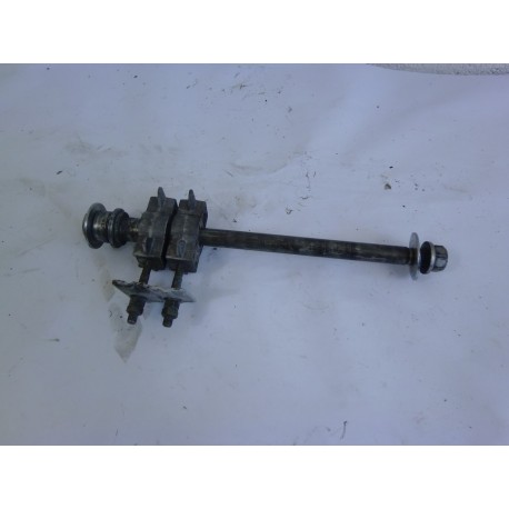 AXE DE ROUE ARRIERE - YAMAHA XTX 660