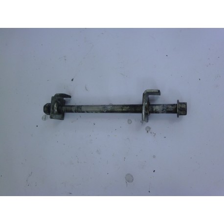 AXE DE ROUE ARRIERE - RIEJU RS2 MATRIX