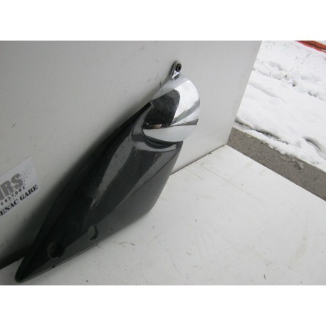 CACHE LATERAL DROIT - SUZUKI 600 BANDIT