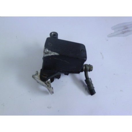 MAITRE CYLINDRE DE FREIN AVANT - SUZUKI 600 BANDIT 1999