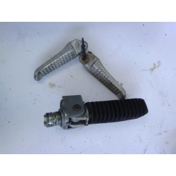 LOT DE CALLE PIEDS - SUZUKI 600 BANDIT