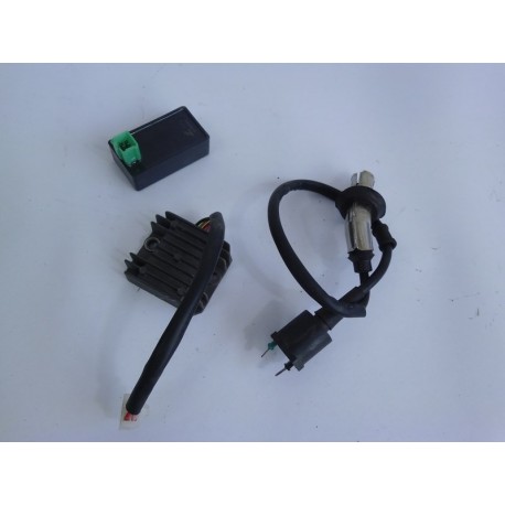 LOT DE PIECES ELECTRIQUE - REVATTO JOYSTICK 50