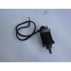 DEMARREUR - SUZUKI GSR 750