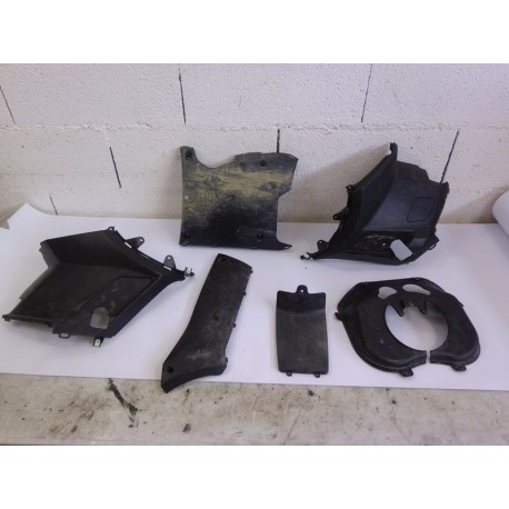 LOT DE CARENAGE - PEUGEOT KISBEE