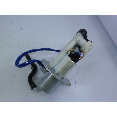 POMPE A ESSENCE - KAWASAKI Z800 2013