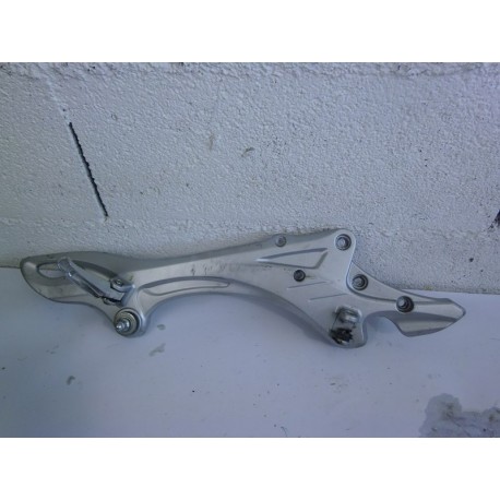 PLATINE DROITE - SUZUKI GLADIUS 650 2011