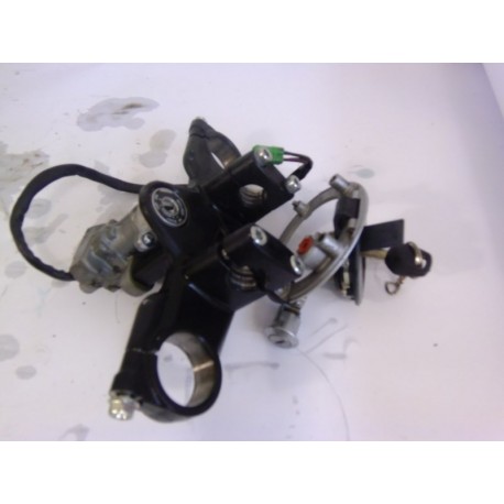 CONTACTEUR A CLEF - SUZUKI GLADIUS 650 2011