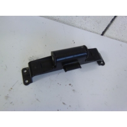 SUPPORT DE RESERVOIR - YAMAHA YZF R6