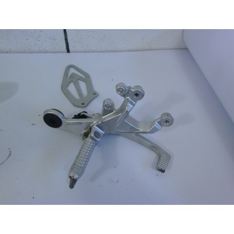 PLATINE DROITE - BMW S1000RR