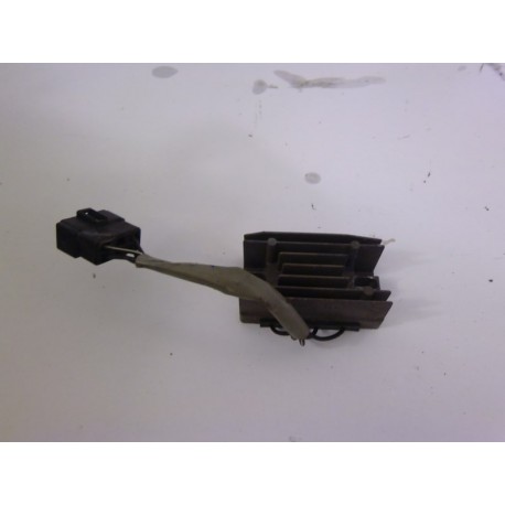 REGULATEUR - SUZUKI 125 BURGMAN