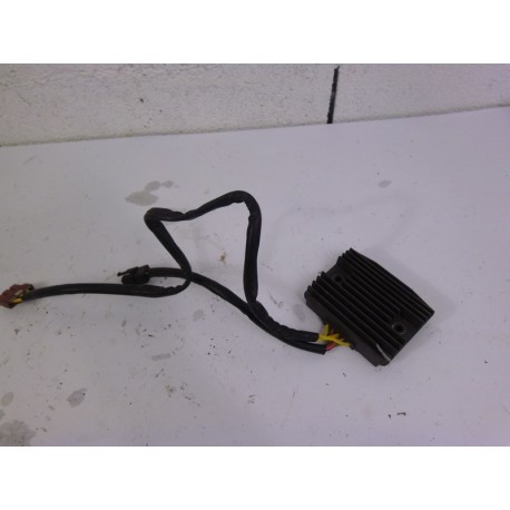 REGULATEUR - PIAGGIO MP3 400 LT