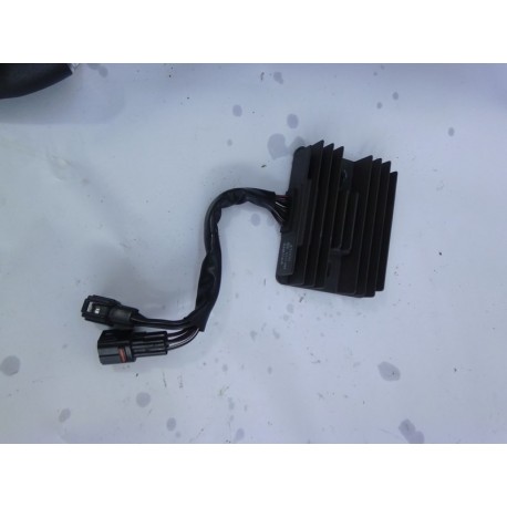 REGULATEUR - SUZUKI GLADIUS 650 2016